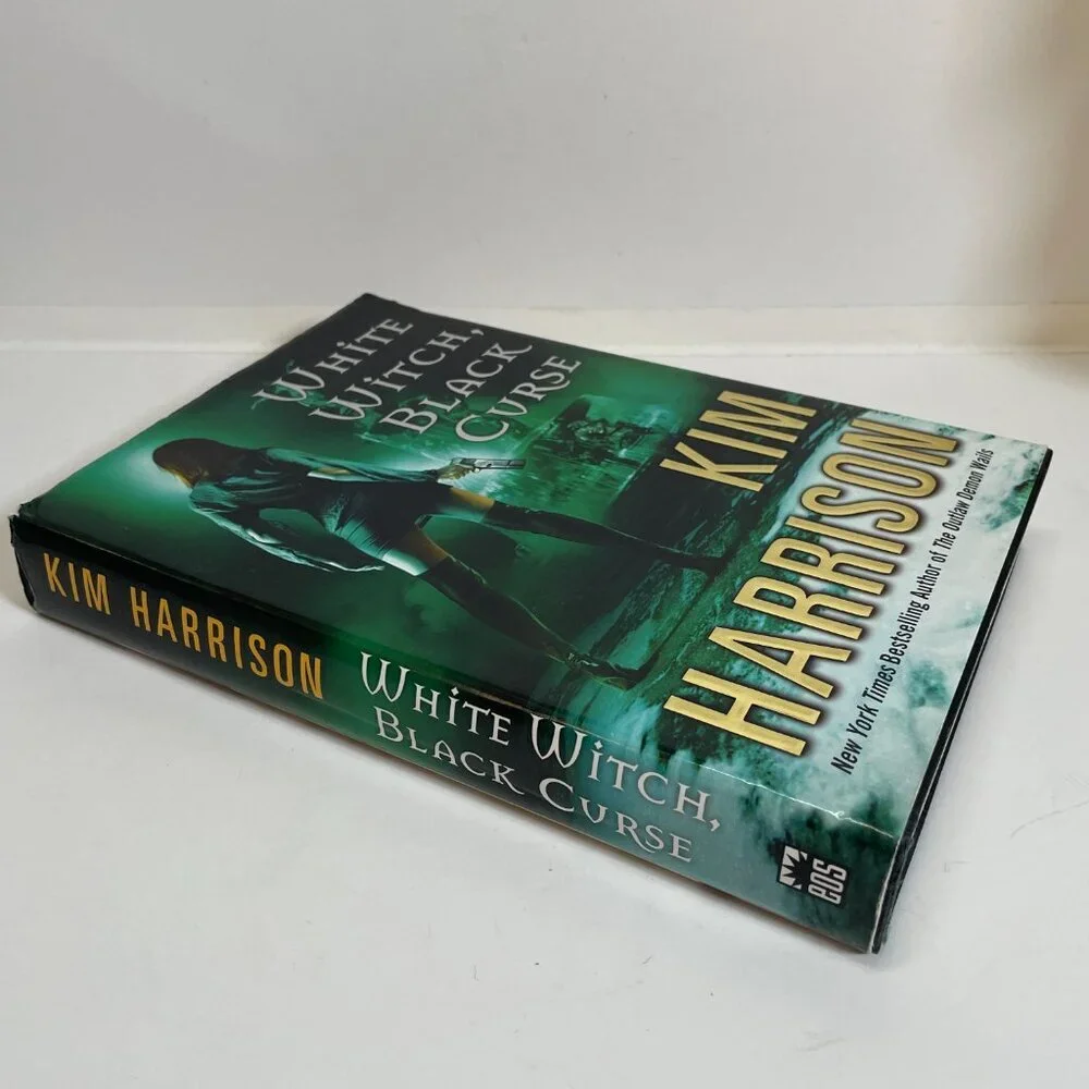 White Witch, Black Curse by Kim Harrison 2009 Hardcover Signed First Edition